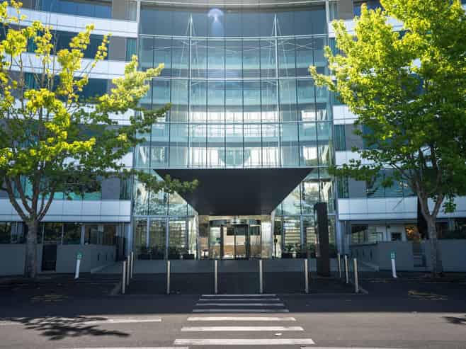 CBRE - Premium Smales Farm Office
