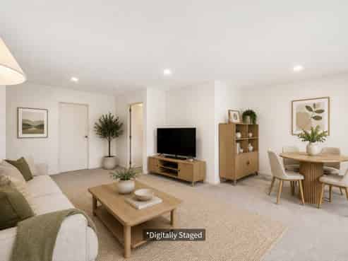55 The Grove, Red Beach
