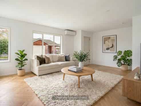 55 The Grove, Red Beach
