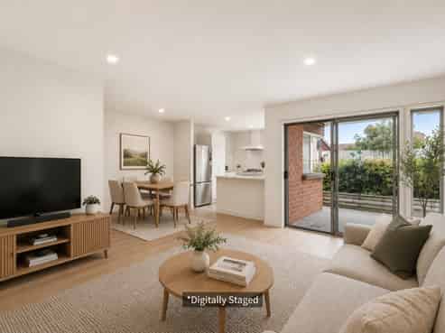 55 The Grove, Red Beach