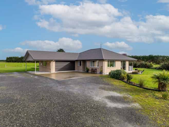 406 Flora Road East, Makarewa