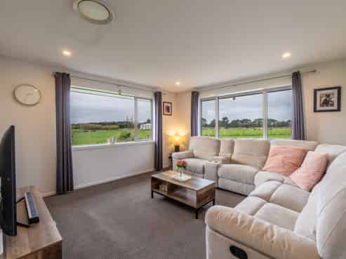 406 Flora Road East, Makarewa