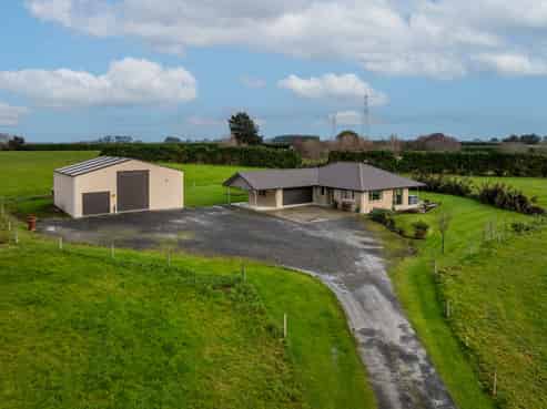 406 Flora Road East, Makarewa