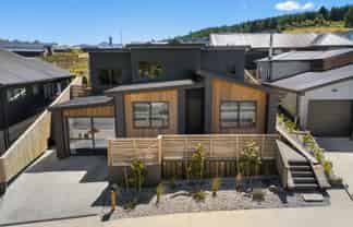 84 Kirimoko Crescent, Wanaka