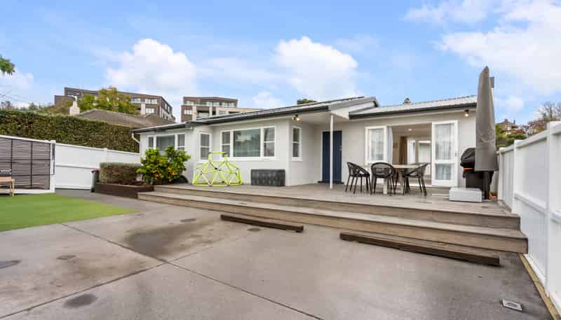 26 Meadowbank Road, Meadowbank