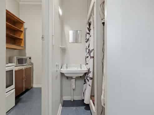377 & 377A South Road, Caversham
