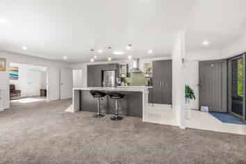 367 One Tree Point Road, One Tree Point