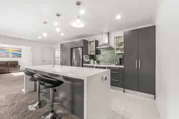 367 One Tree Point Road, One Tree Point
