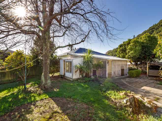 3 Canterbury St, Picton
