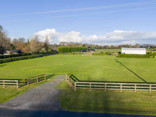 264 Woodside Road, Matangi