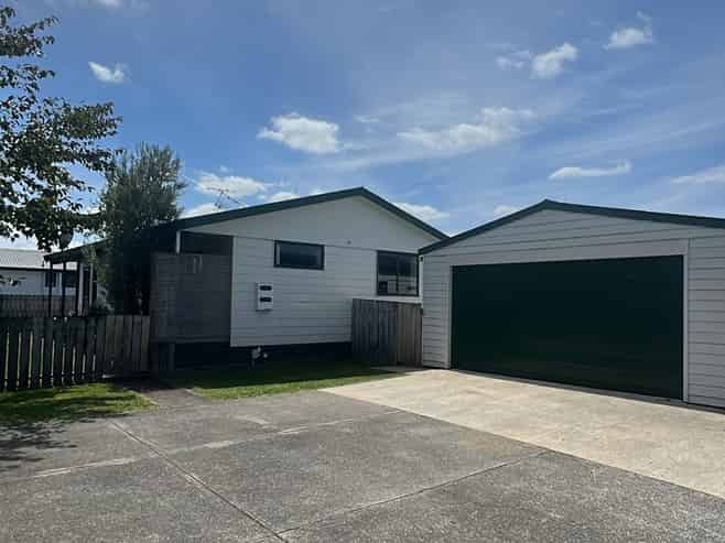 376 Kahikatea Drive, Dinsdale