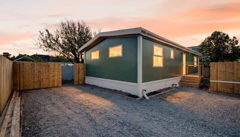 21 Ben Rarere Avenue, Aranui
