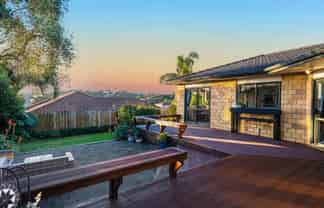 10 Phoenicia Court, The Gardens