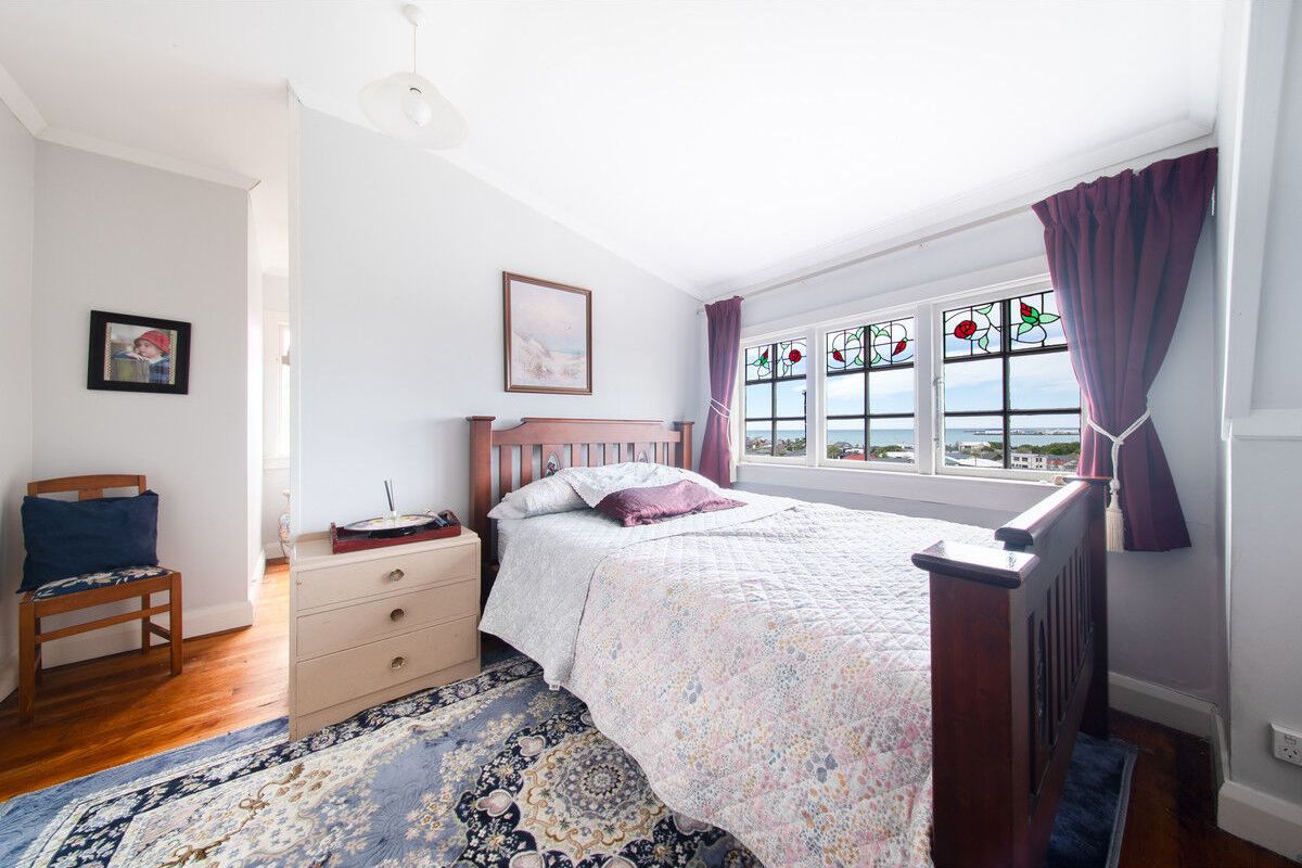 Harbour Views & Timeless Charm - Vista 3