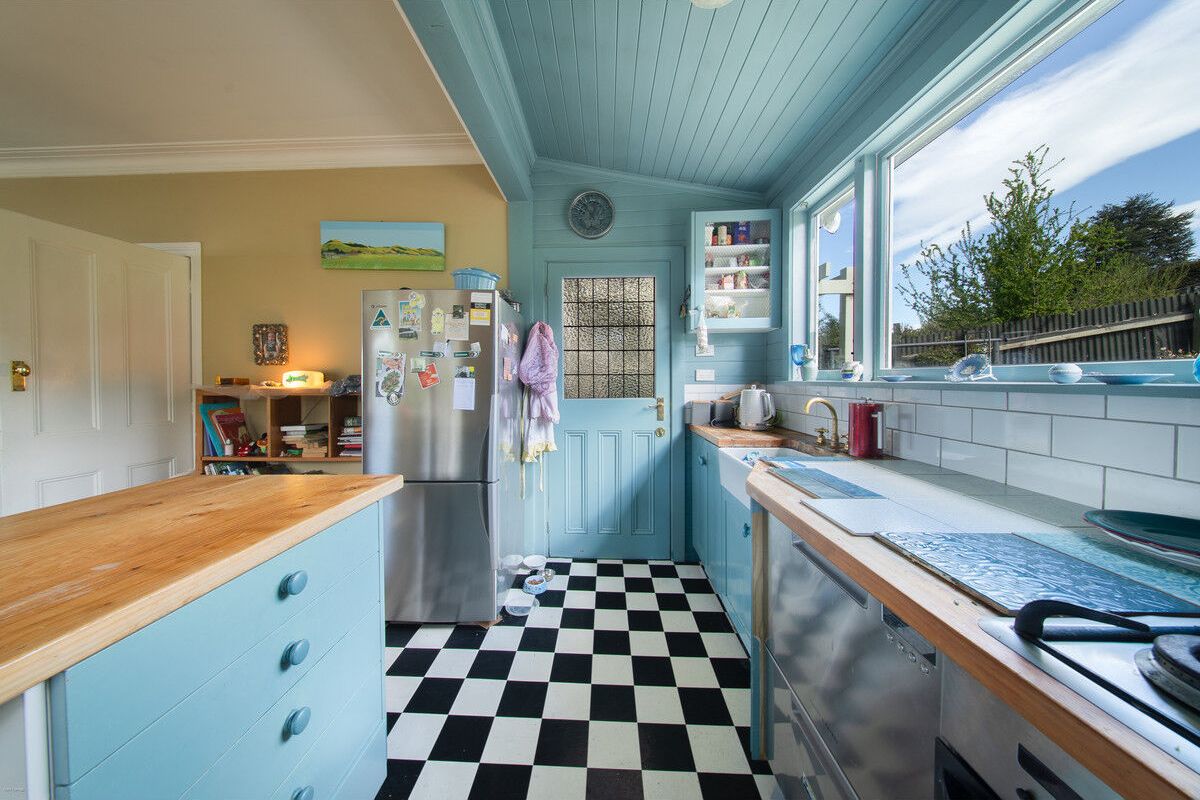 Harbour Views & Timeless Charm - Vista 4