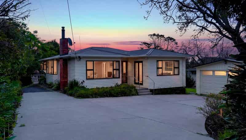 35 Kia Ora Road, Beach Haven