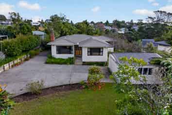 35 Kia Ora Road, Beach Haven