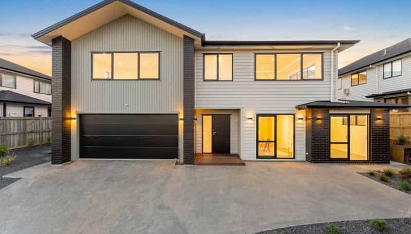 12 Saw Lane, Swanson