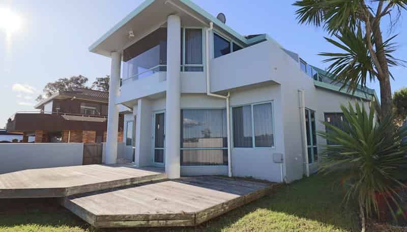 26A The Parade, Bucklands Beach