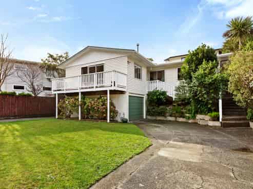 30 Mcgowan Road, Wainuiomata