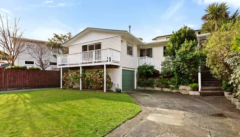 30 Mcgowan Road, Wainuiomata