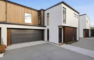 3/39 Webb Street, Merivale