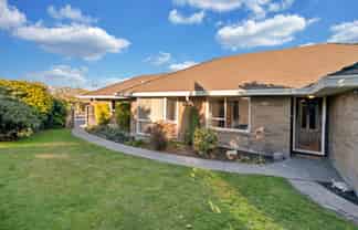 15 Creese Place, Redwood