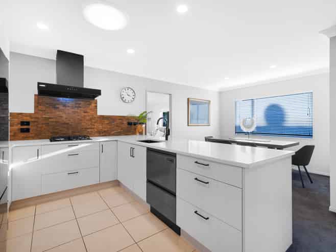 8 Belfry Place, Wattle Downs