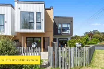 1B Quincey Place, Massey