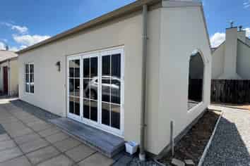 B/57 Cedar Drive, Kelvin Heights