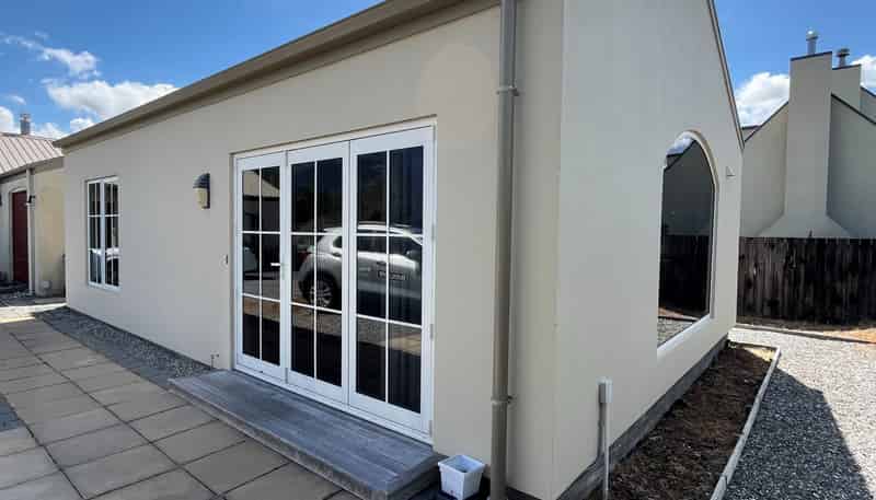 B/57 Cedar Drive, Kelvin Heights