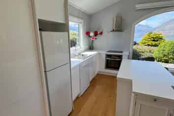B/57 Cedar Drive, Kelvin Heights