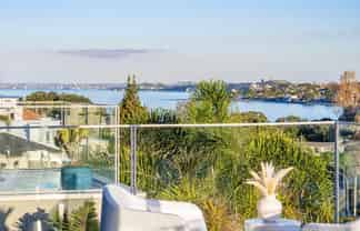 129A Beach Road, Castor Bay