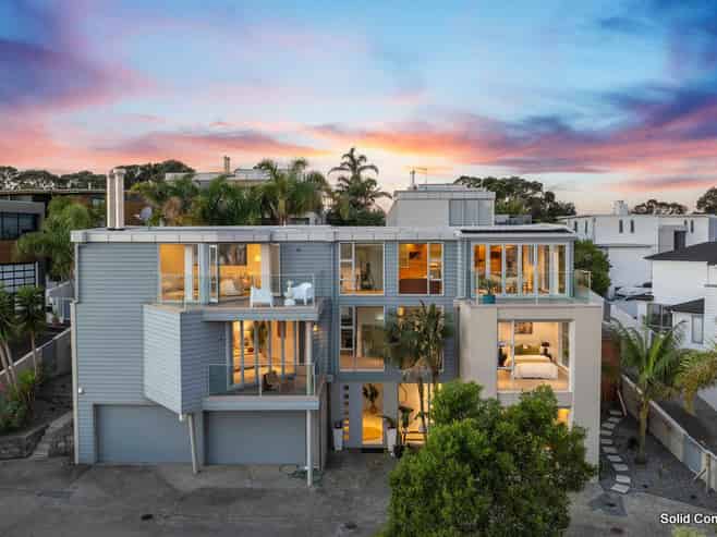 129A Beach Road, Castor Bay