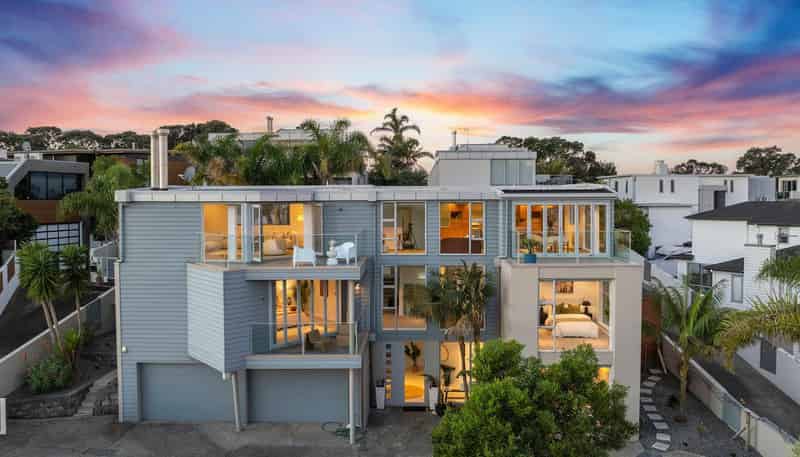129A Beach Road, Castor Bay