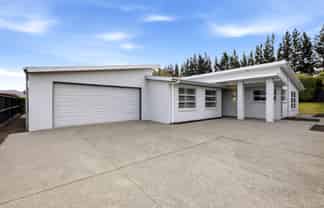 9 Wildhawk Place, Shirley