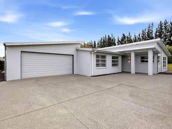 9 Wildhawk Place, Shirley