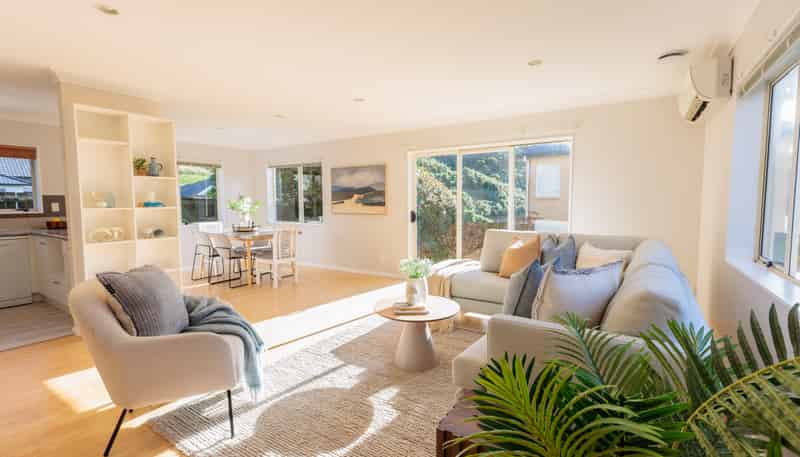 41 Erlestoke Crescent, Churton Park