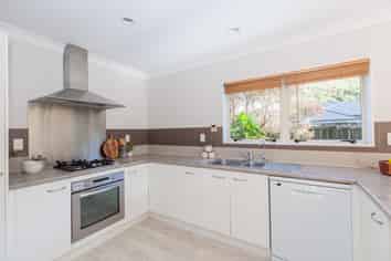 41 Erlestoke Crescent, Churton Park