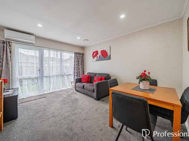 10/1079 High Street, Taita