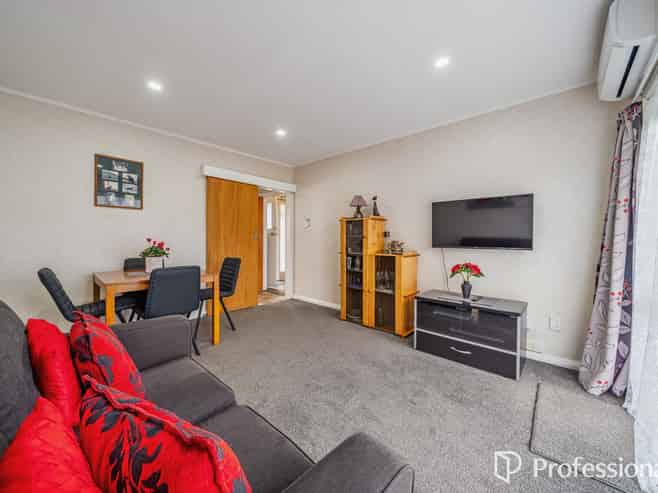 10/1079 High Street, Taita