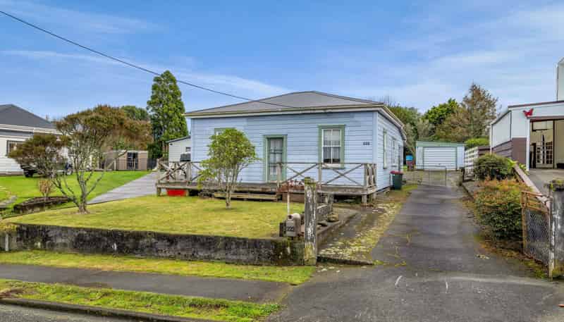 222 Bridge Street, Eltham