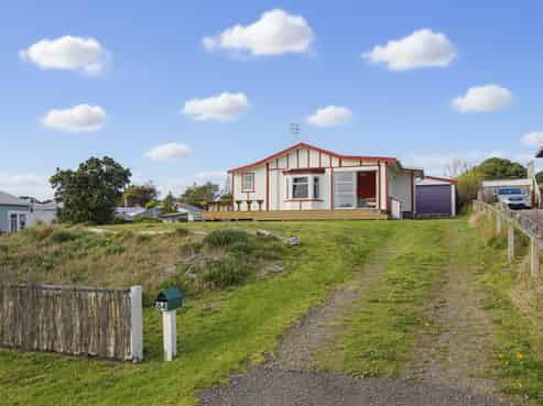 84 Park Avenue, Waitarere Beach