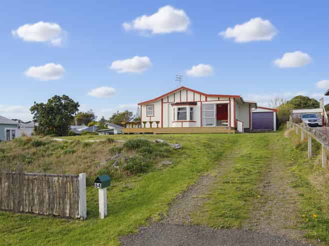 84 Park Avenue, Waitarere Beach