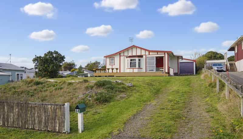 84 Park Avenue, Waitarere Beach
