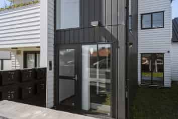 3/854 Mount Eden Road, Three Kings