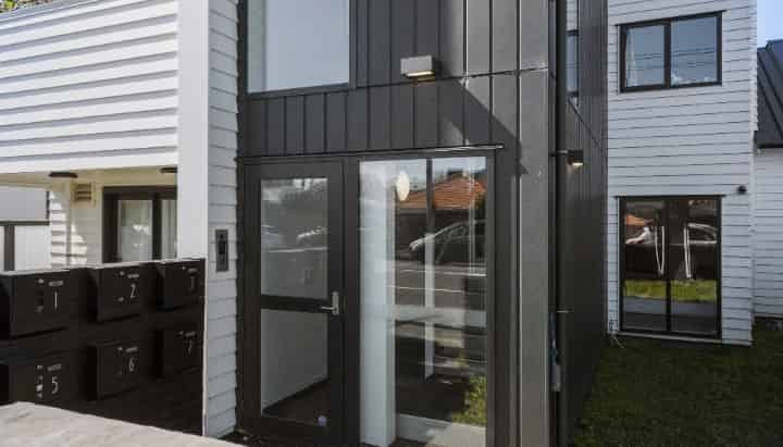 3/854 Mount Eden Road, Three Kings