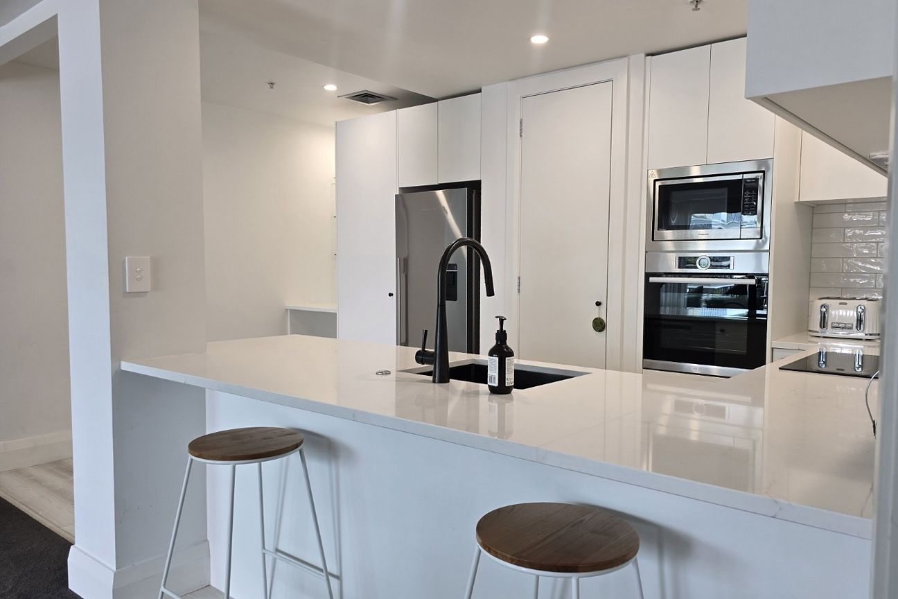 Viaduct Harbour, massive outdoor living - Widok 4