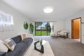 2/119 St Andrews Road, Epsom