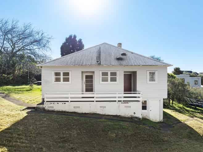 21 Kurahaupo Street, Orakei